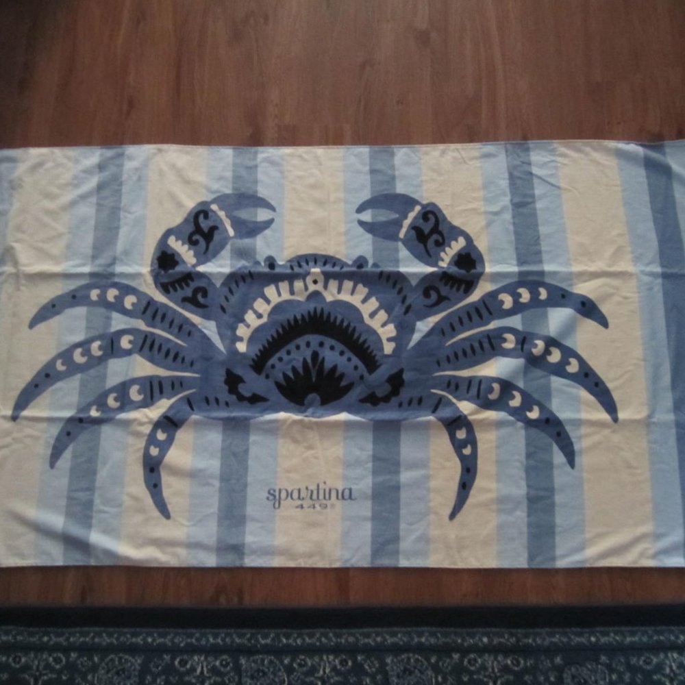 Spartina 449 Blue Crab Beach Towel--Huge 37"x70"--Thick and Beautiful--New - Picture 6 of 6